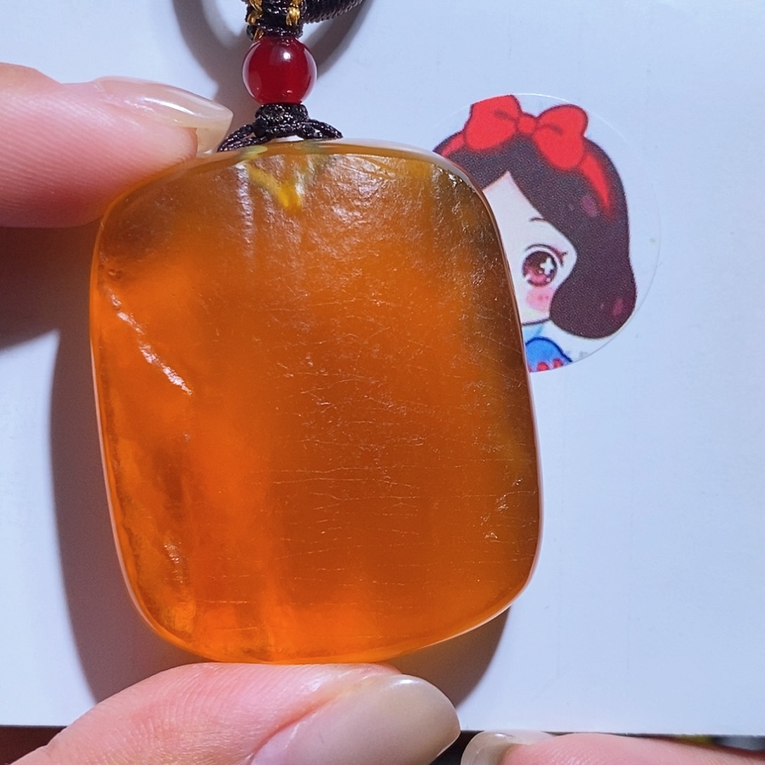 未镶嵌琥珀珠宝奇石