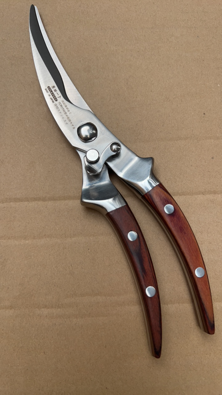 鸡骨剪彩木手柄款