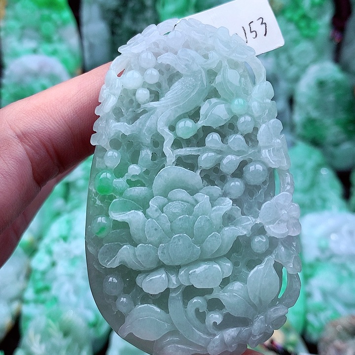 翡翠吊坠(不含链)未镶嵌