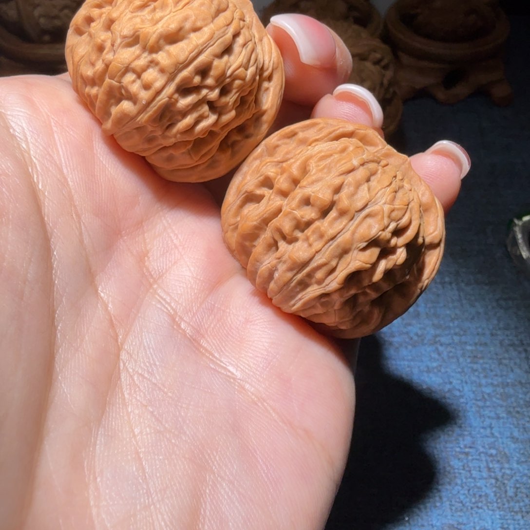 文玩核桃把件点汗高楼