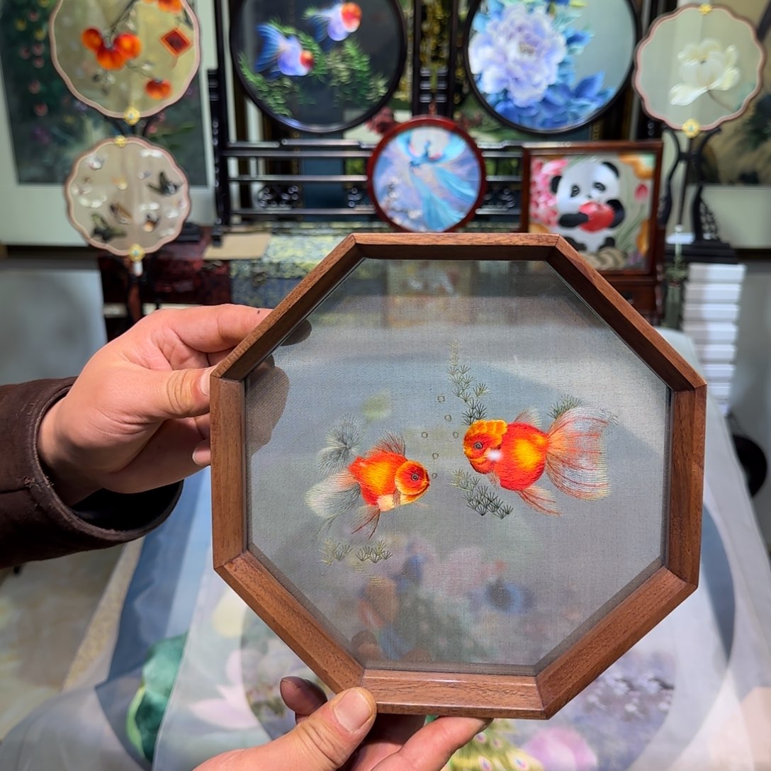 刺绣刺绣工艺精湛