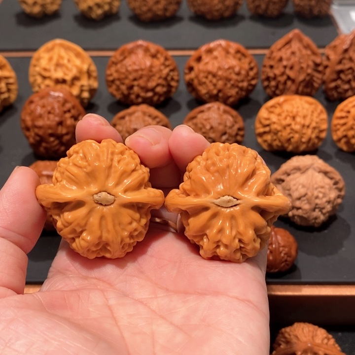 文玩核桃吊坠绣*宫灯889