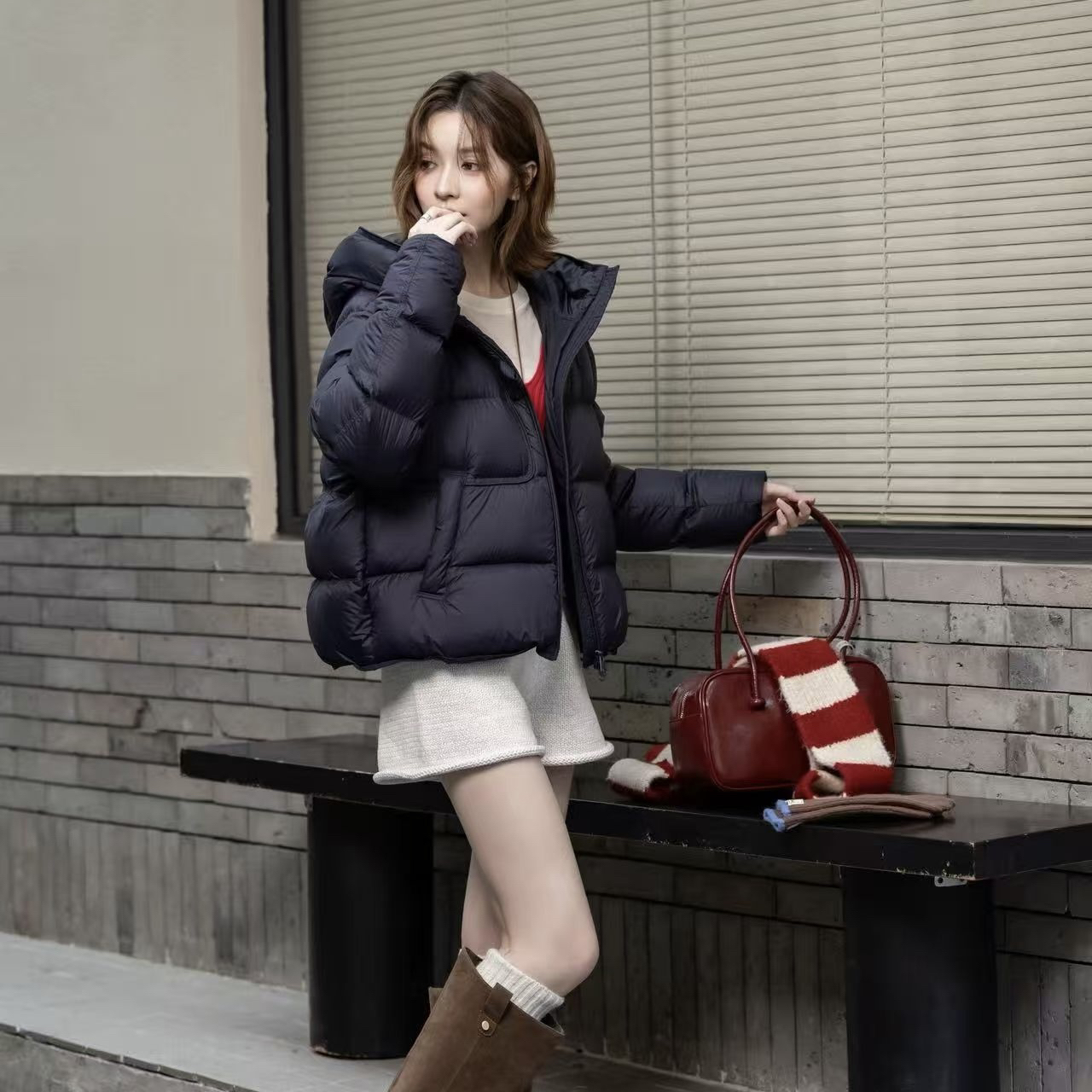 轻！蓬！暖！2025泡芙云感90绒子白鸭绒连帽欧货羽绒服892A23