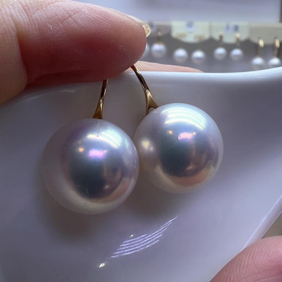 18K金镶嵌淡水珍珠耳饰