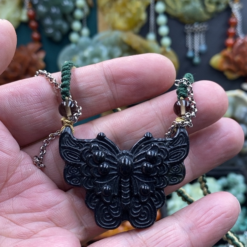 【闪购商品】未镶嵌蛇纹石玉吊坠