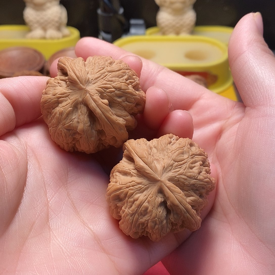 文玩核桃把件随*大粗筋44尺全品