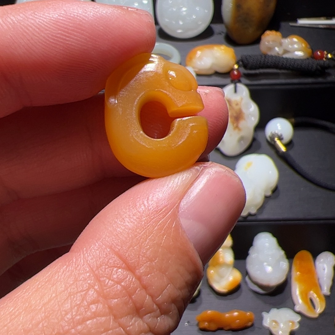 和田玉挂件未镶嵌