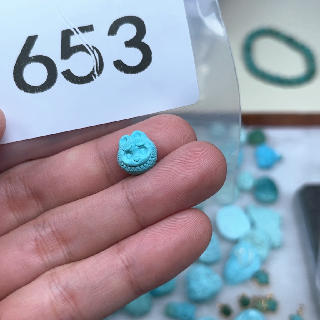 绿松石未镶嵌珠宝奇石