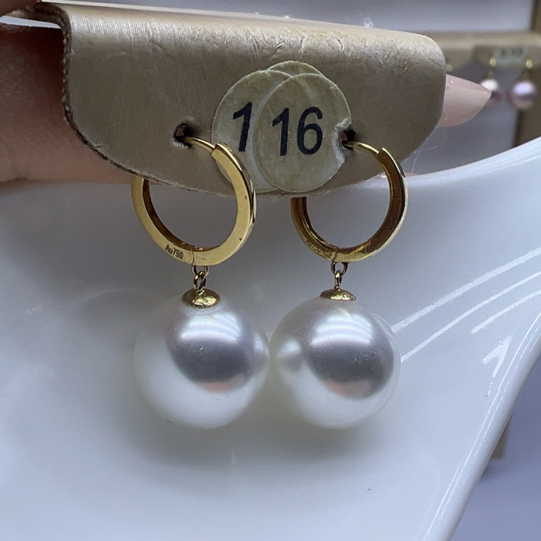 18K金镶嵌耳饰淡水珍珠