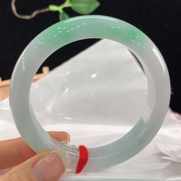 翡翠手镯未镶嵌111-2388