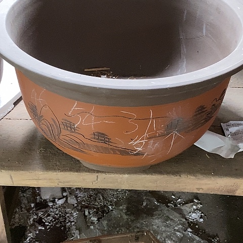 紫砂中国宜兴紫砂花盆，