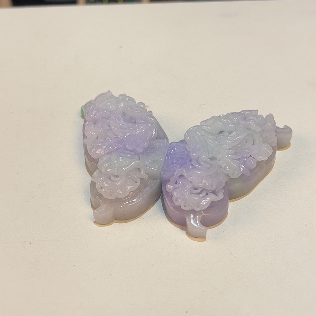 翡翠裸石待编织蝴蝶