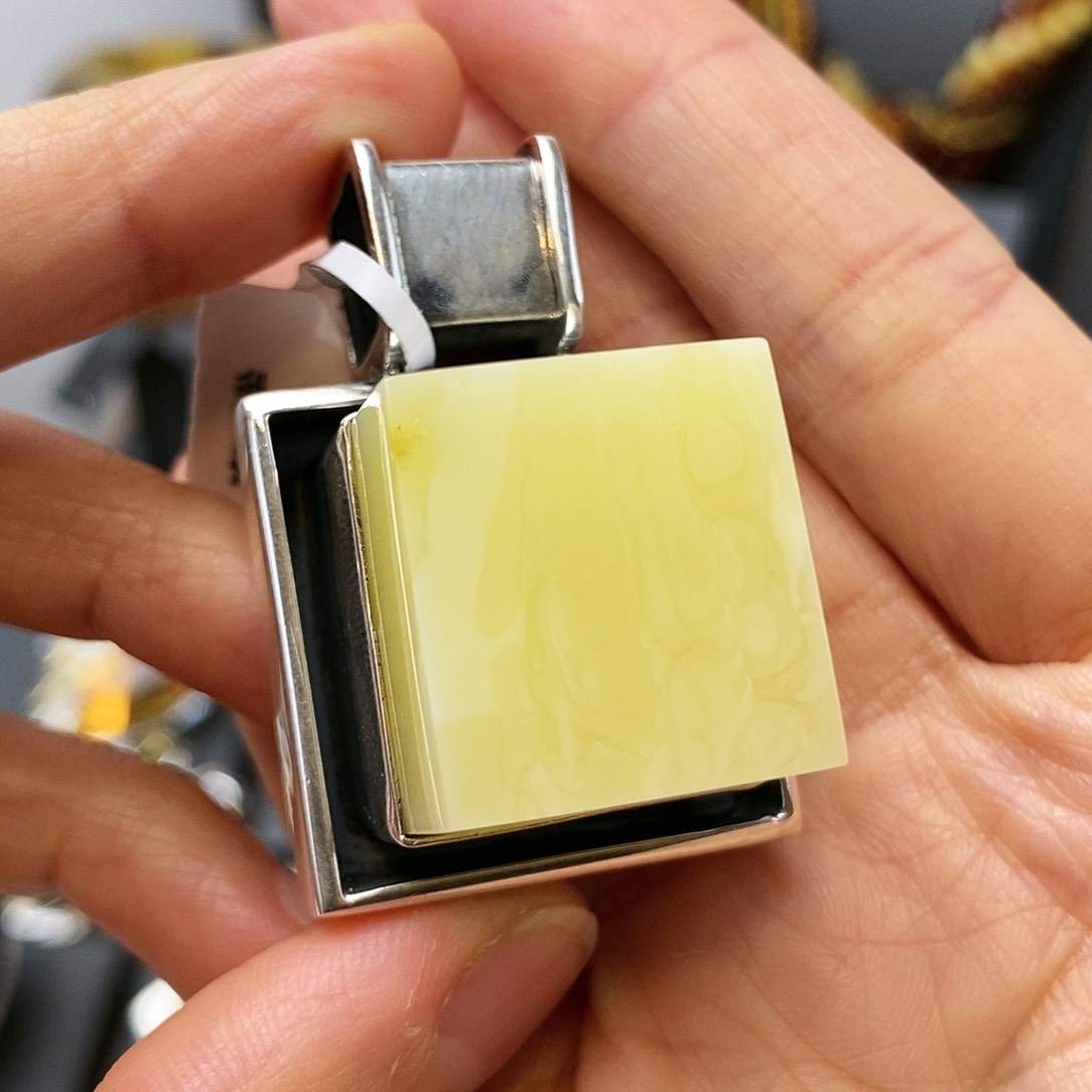 琥珀裸石银S925镶嵌吊坠