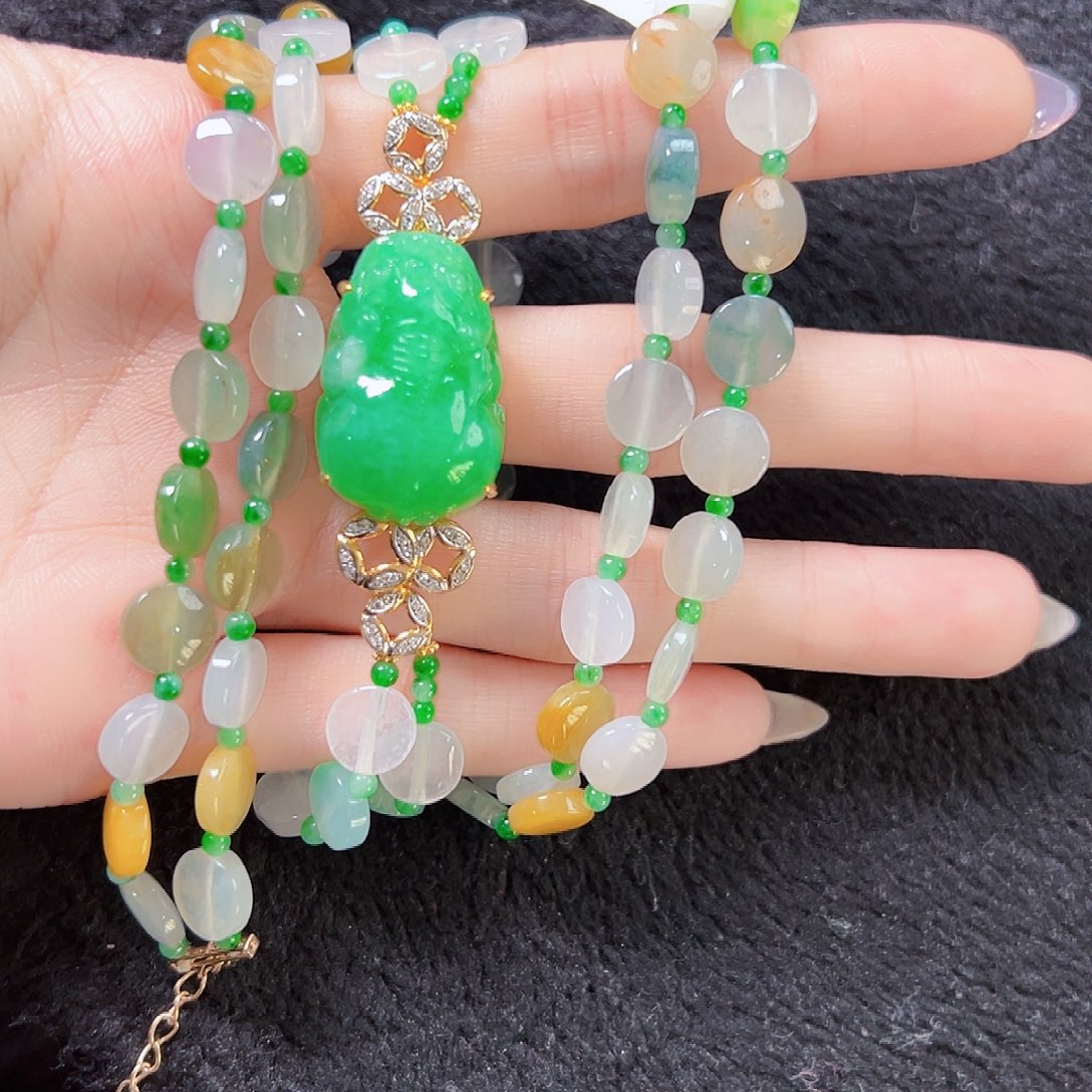 翡翠颈饰18K金镶嵌签收后24小时鉴赏期