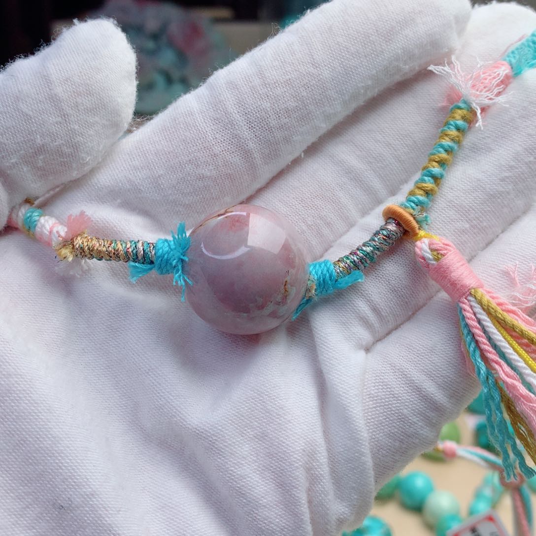 绿松石颈饰未镶嵌