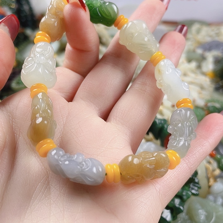 未镶嵌和田玉挂件