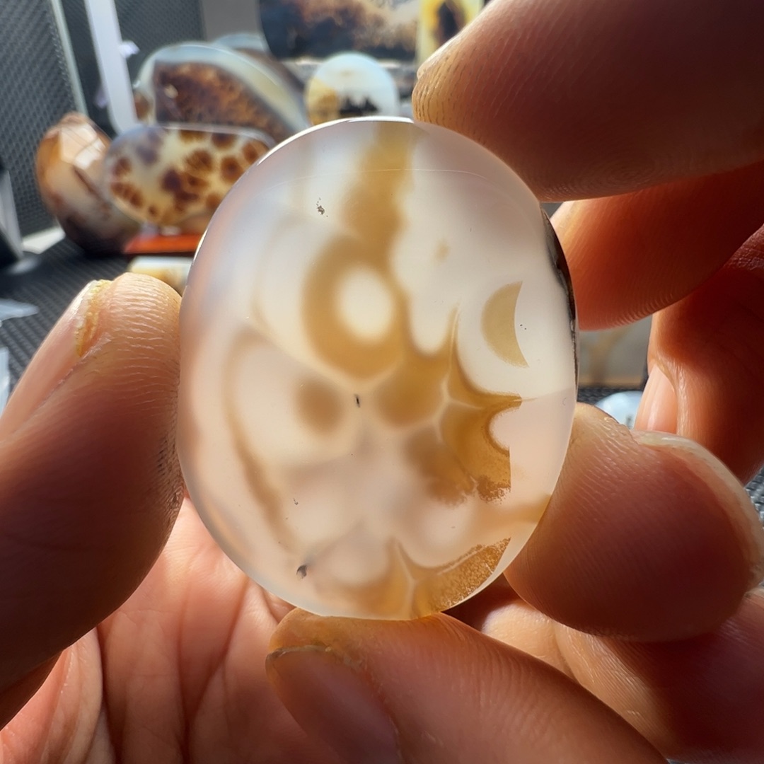 未镶嵌玛瑙/玉髓珠宝奇石