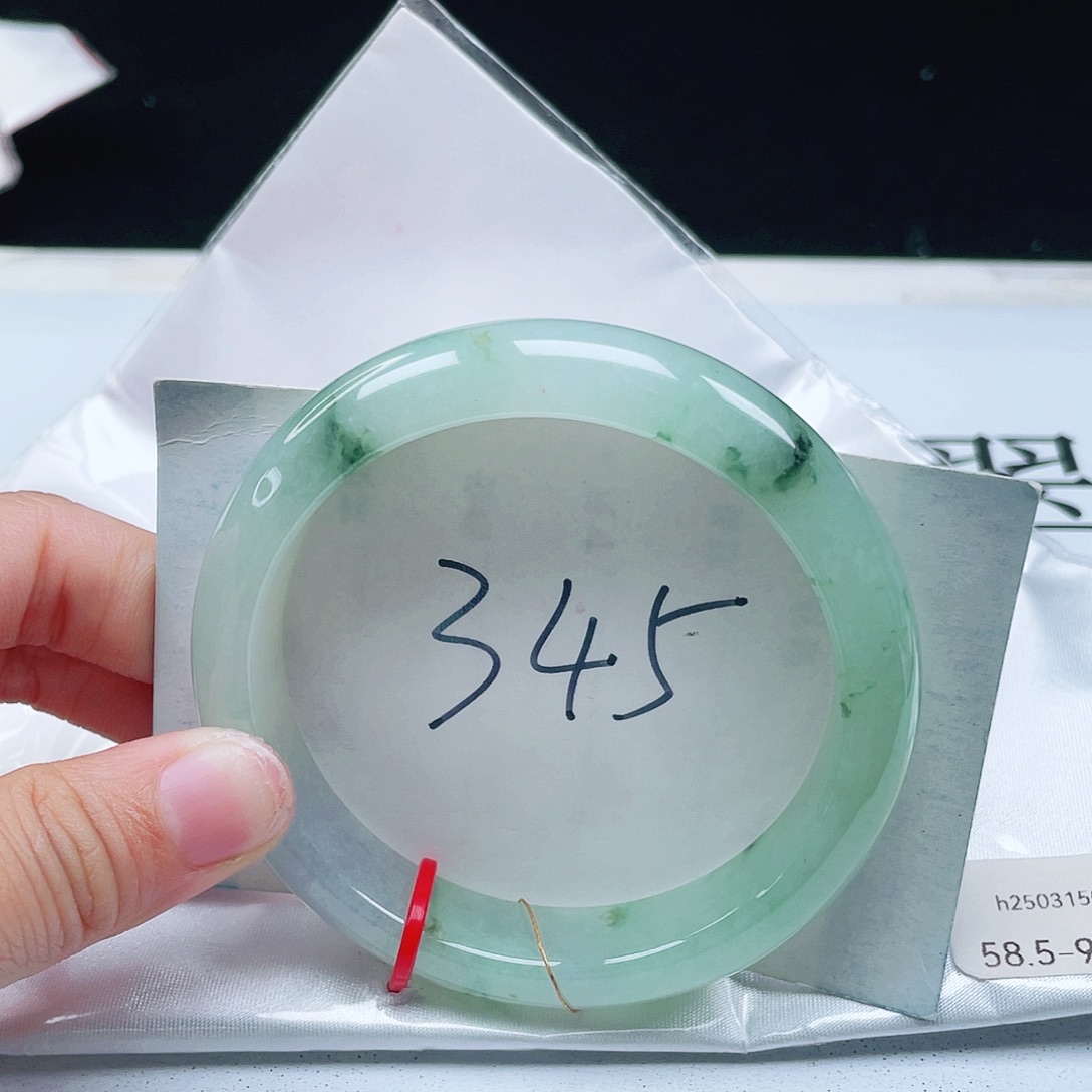 翡翠未镶嵌手镯58+正圈