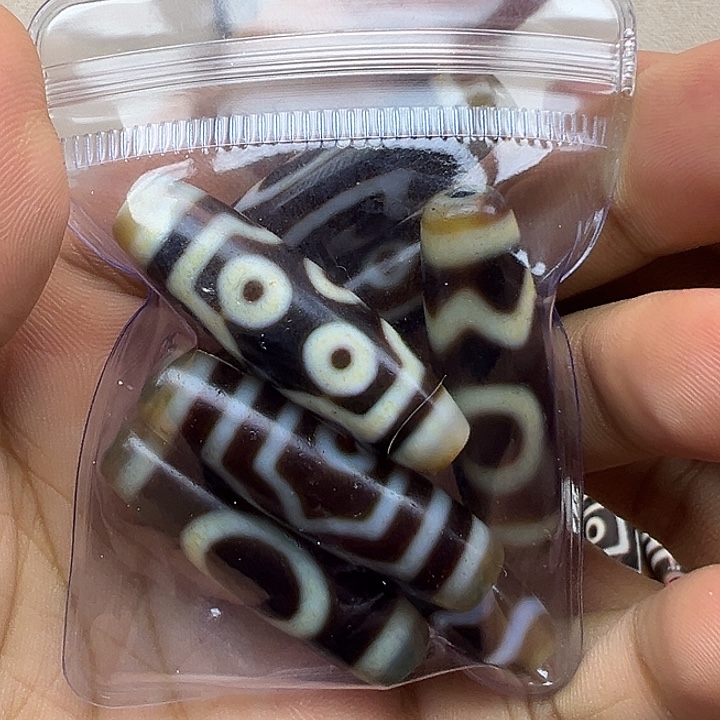 玛瑙/玉髓未镶嵌吊坠(赠链)