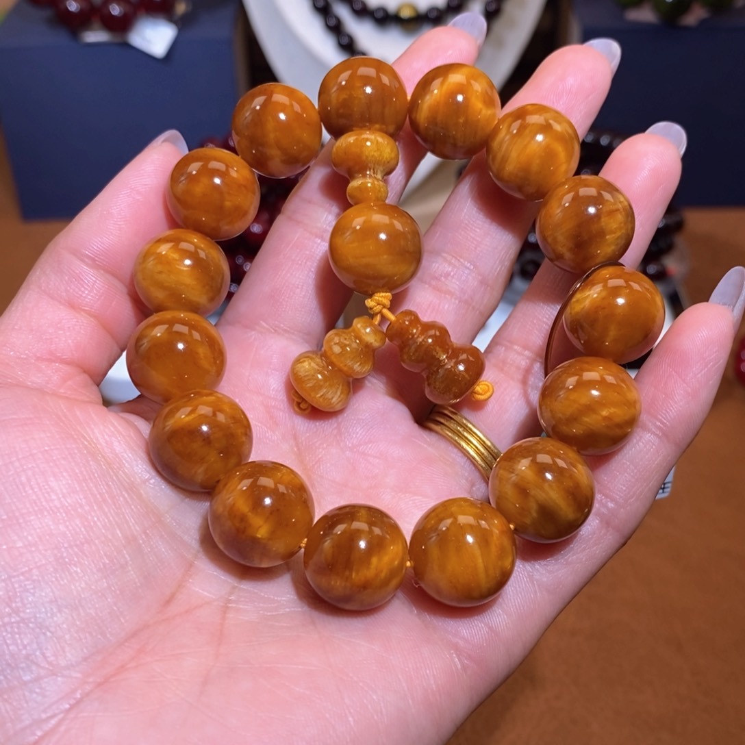 贝壳杉血龙木1.5玉化闪电