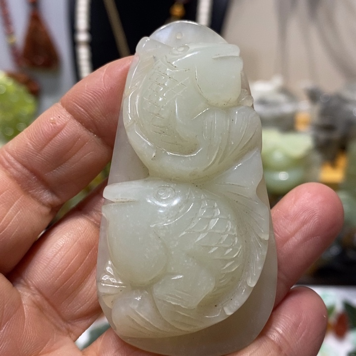 蛇纹石玉未镶嵌挂坠