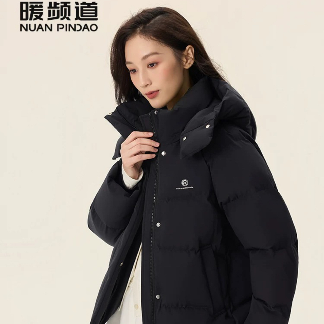 暖频道2025新款625612短款连帽时尚羽绒服