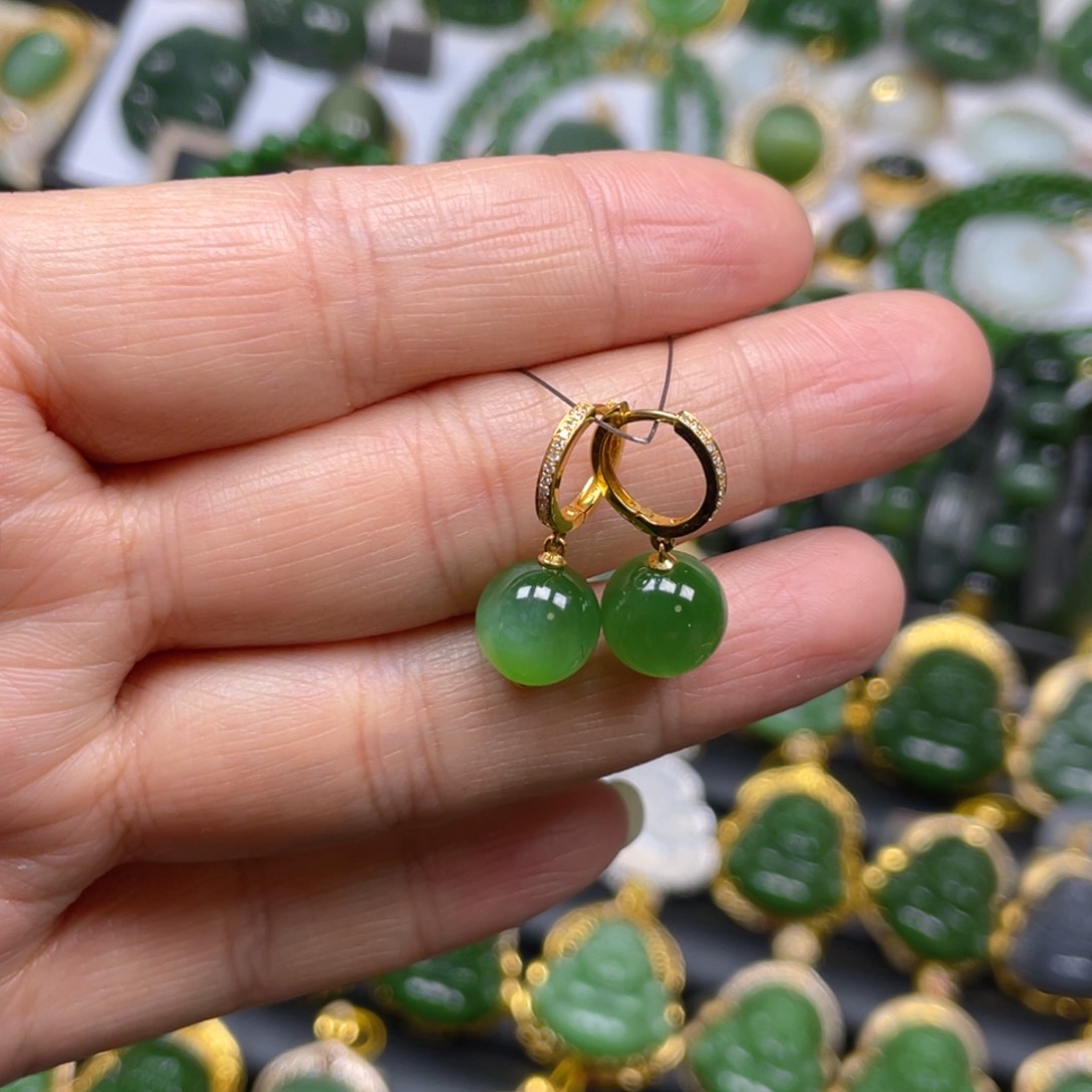 和田玉耳饰18K金镶嵌