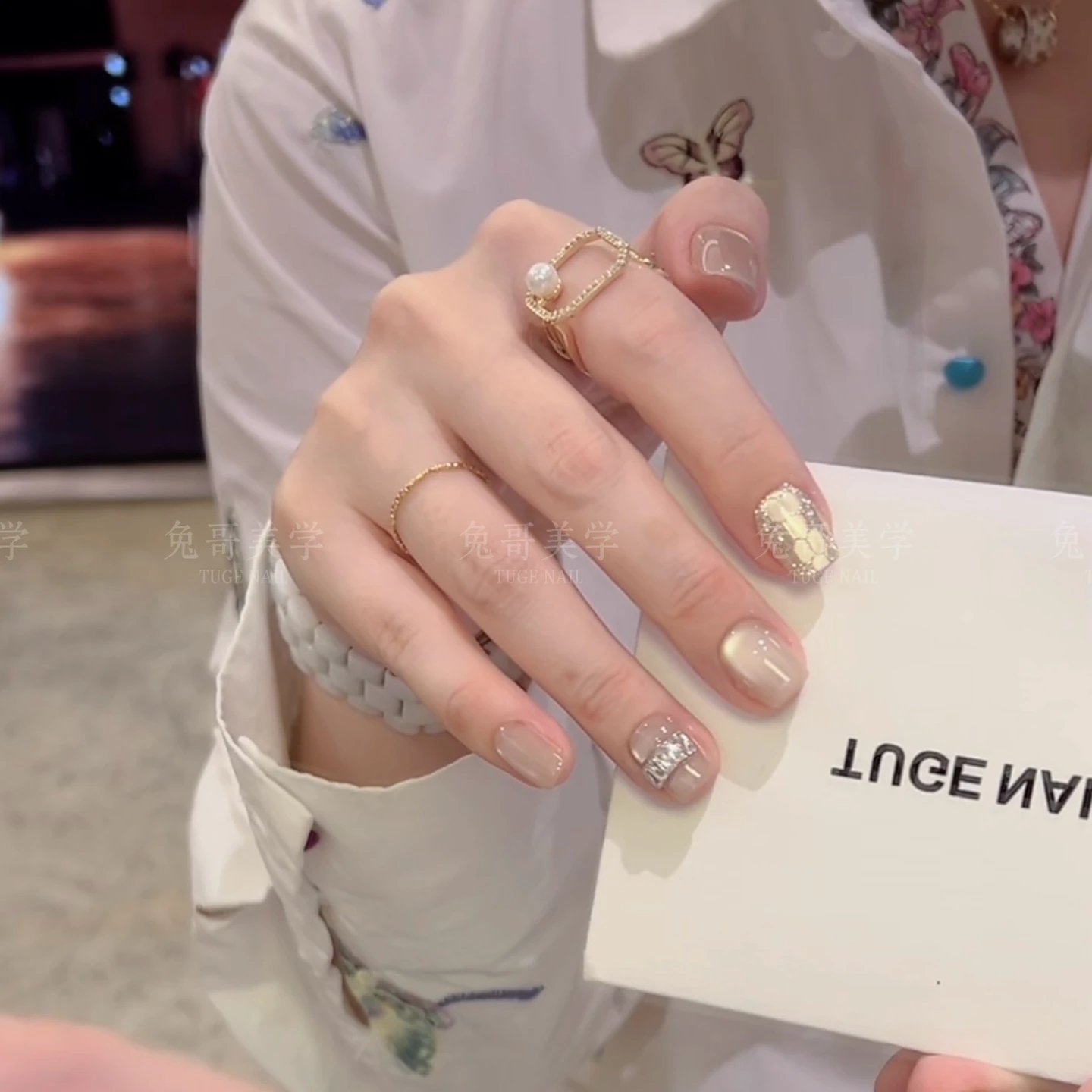 Tu反转巴黎-TugeNail高定蛇年猫眼美甲显白宝丽蛇头锆石手工琳琳