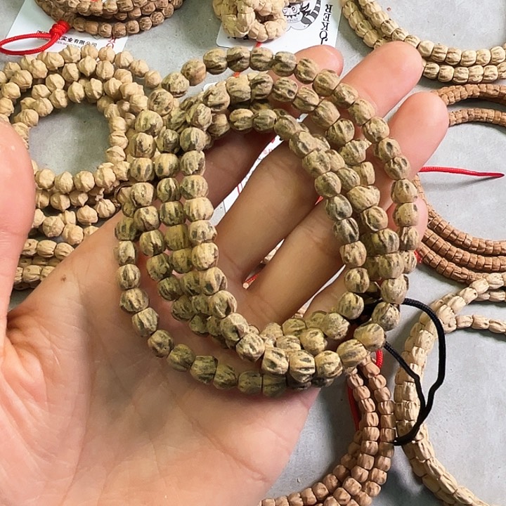 柏香籽/百香籽吊坠