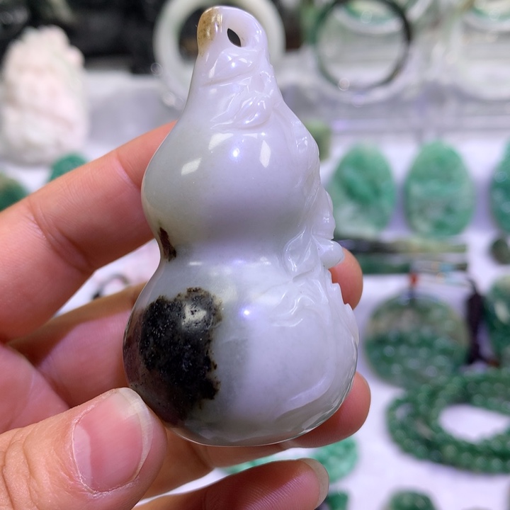 独山玉未镶嵌葫芦手把件