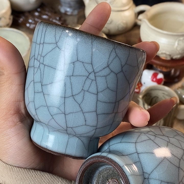 瓷片哈哈哈哈这不是我们喜欢