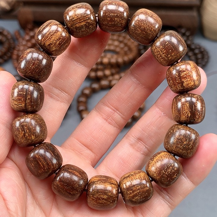 【闪购商品】贡木其他巴贡红果冻星空细鳞13*14