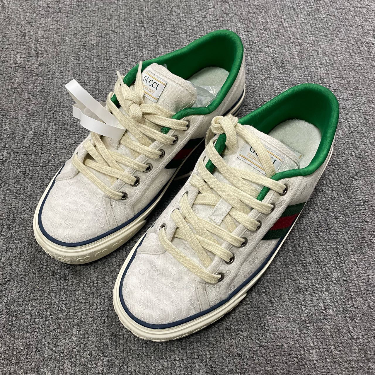 95新 GUCCI/古驰 Tennis 1977 复古低帮时尚板鞋 39码/6387