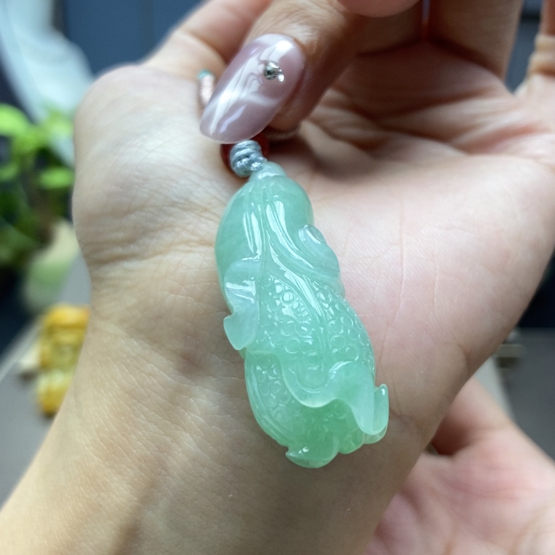 翡翠颈饰未镶嵌吊坠白菜