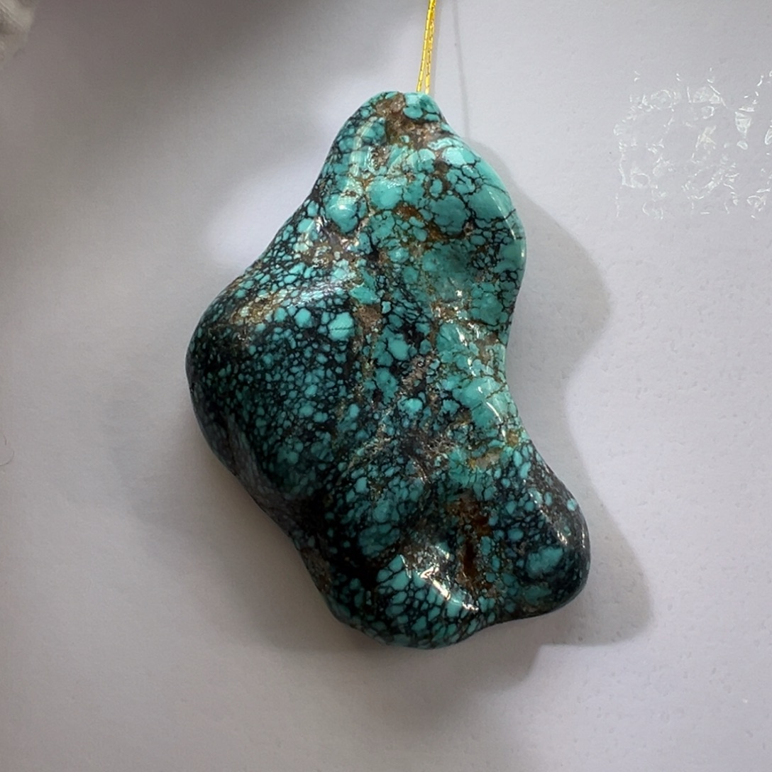 绿松石未镶嵌挂件