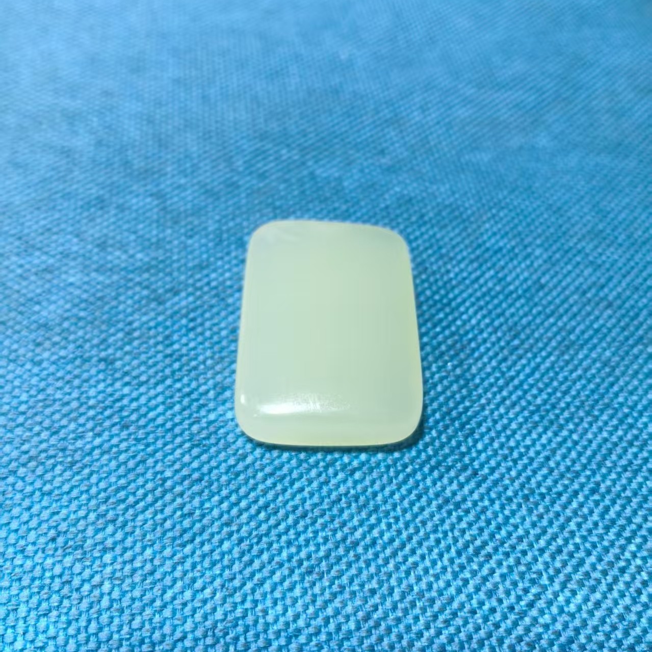 001--新人福利价！新疆老料青白无事牌！