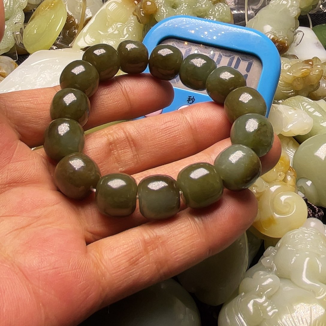 和田玉手链未镶嵌星