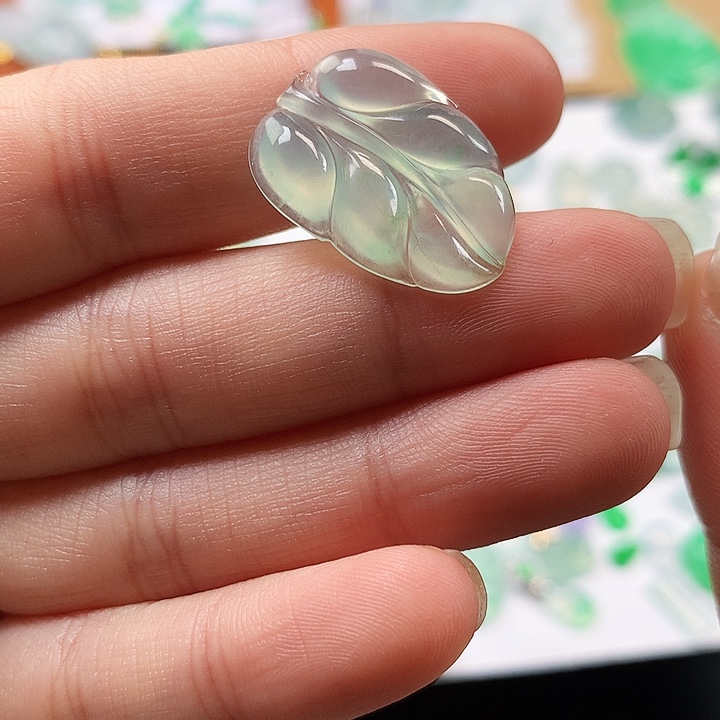 翡翠吊坠(不含链)未镶嵌叶子