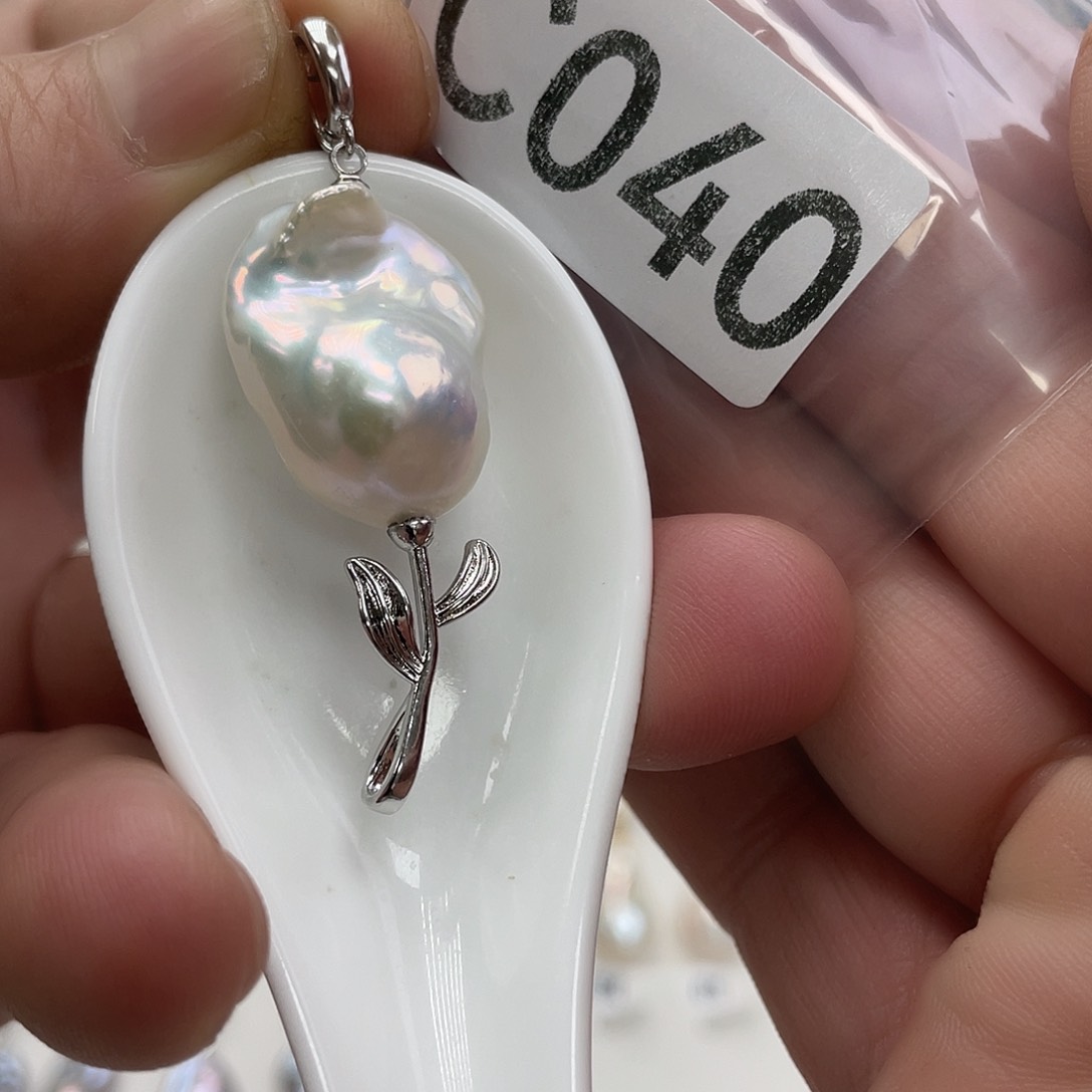 淡水珍珠颈饰银S925镶嵌西****?