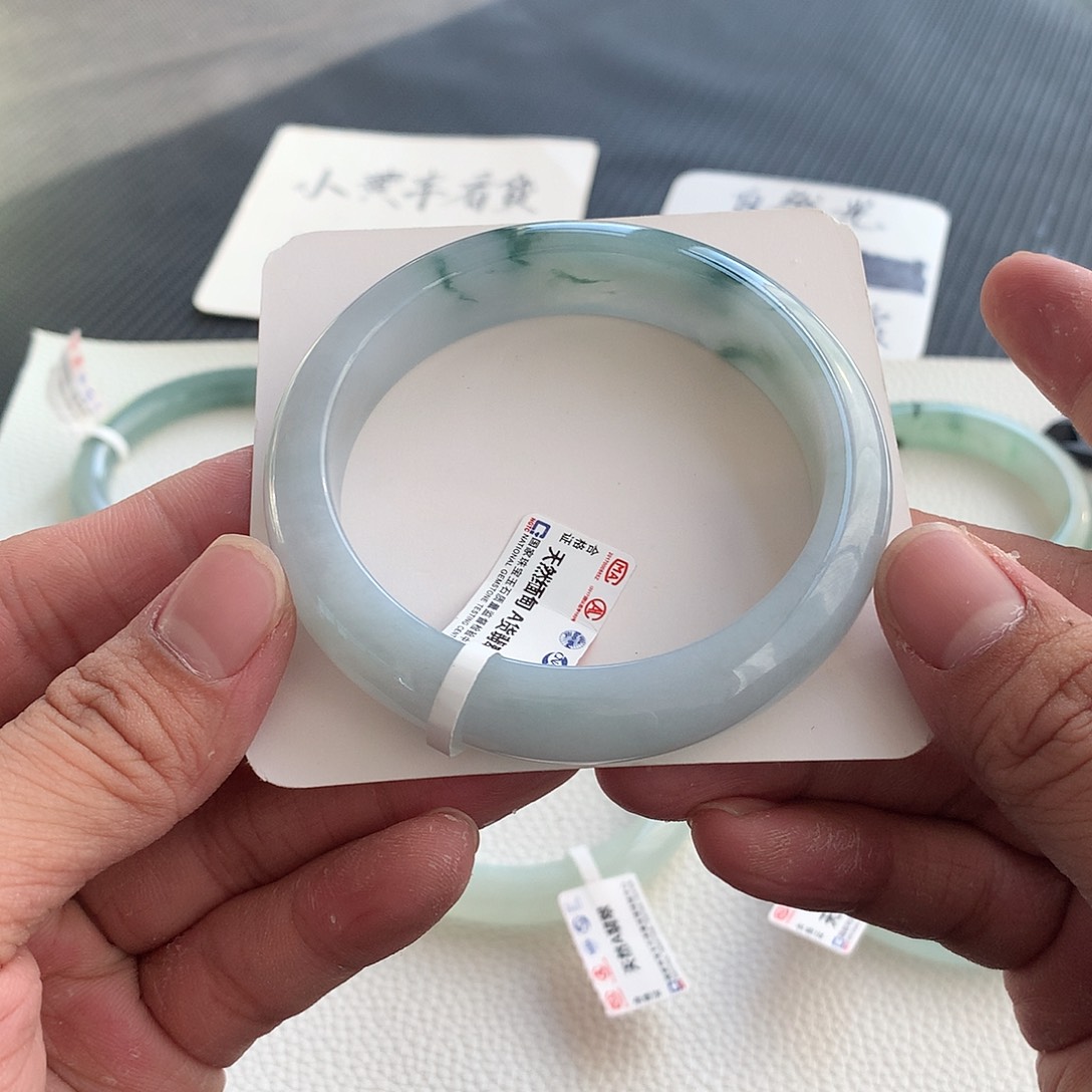 翡翠手镯未镶嵌23号 56.7