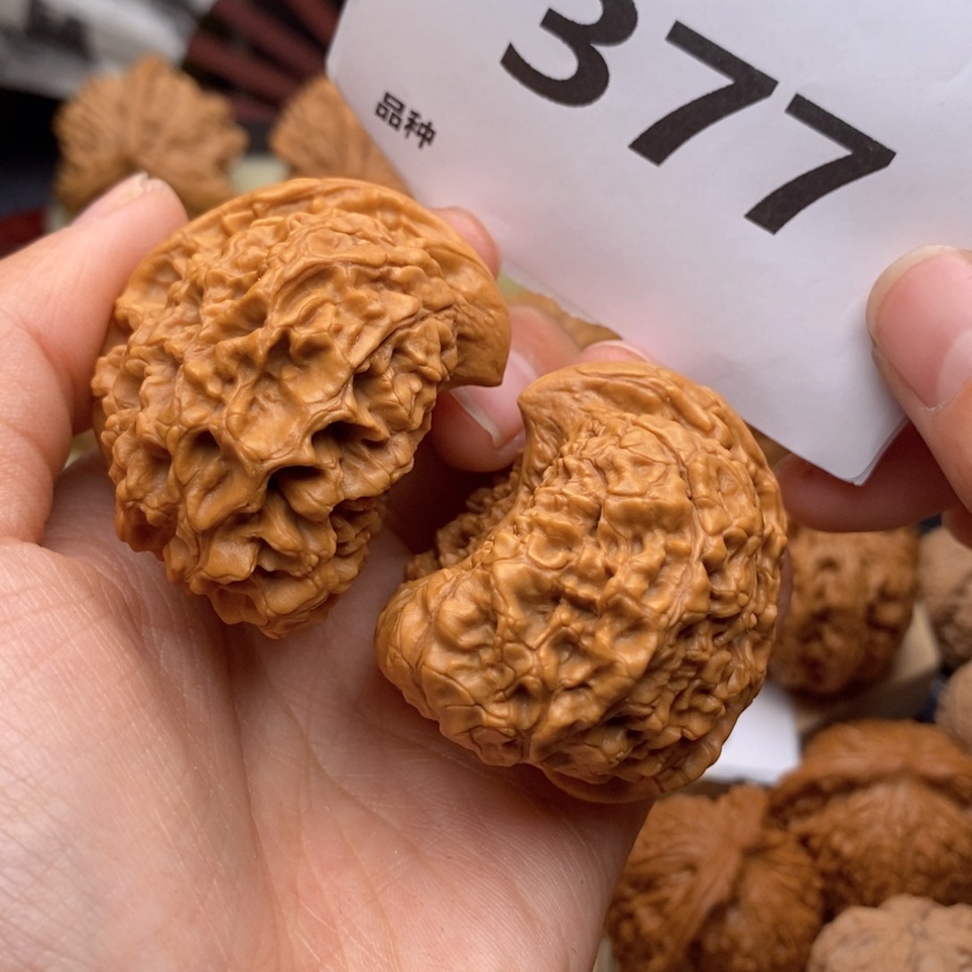 文玩核桃把件377号座山雕