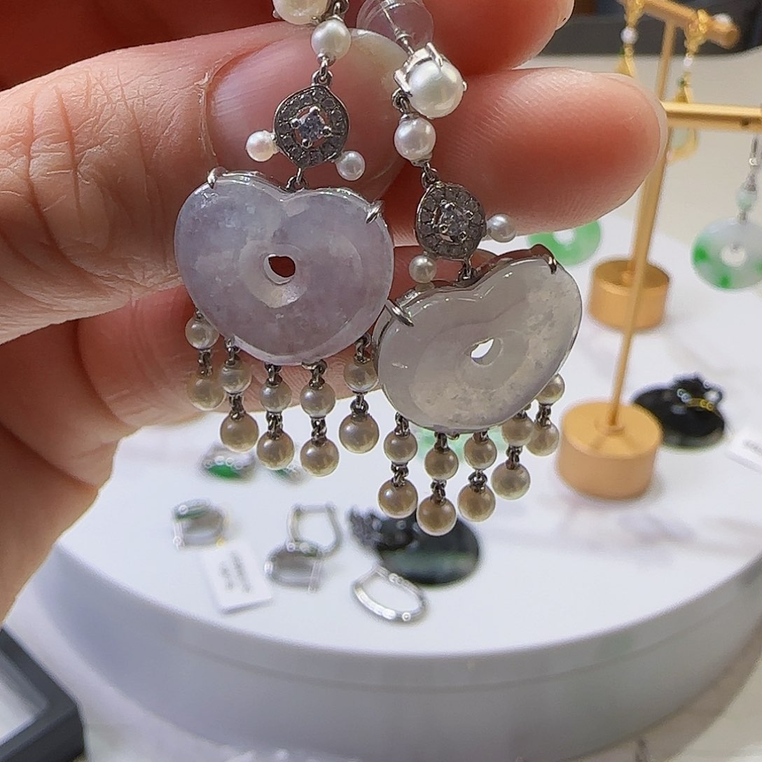 翡翠耳饰18K金镶嵌天然缅甸a货翡翠