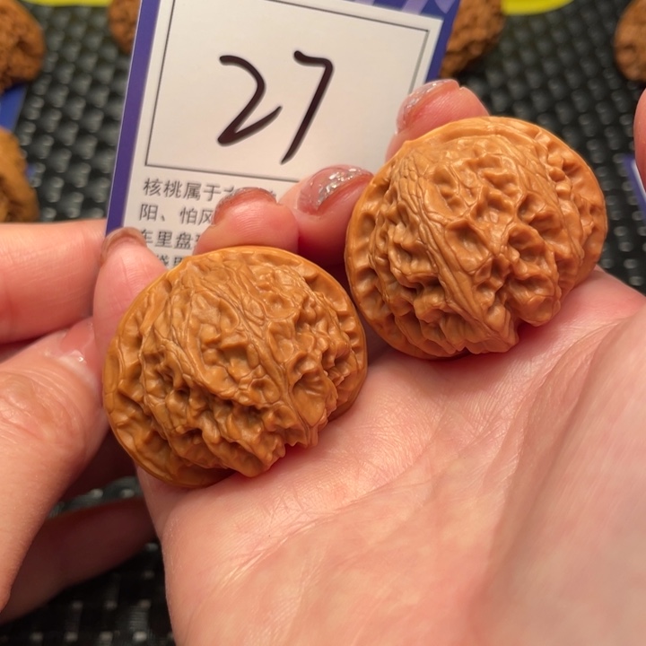 文玩核桃把件39宫灯27