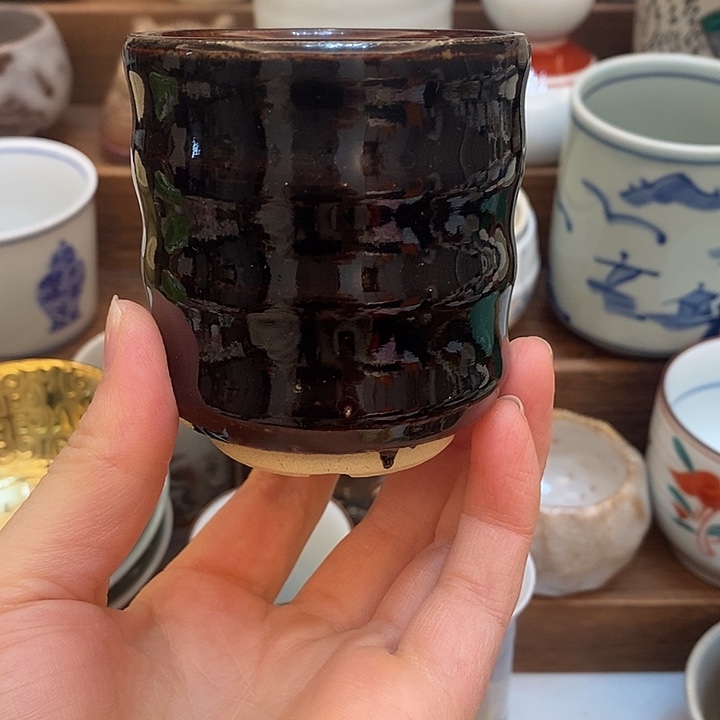 茶***A   中古物品默认微瑕，谨慎参拍，满18包邮！