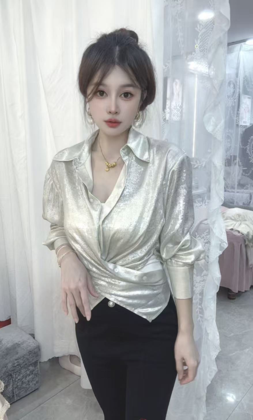 薄款衬衫领女装立体装饰衬衣衬衫纽扣网红长袖上衣