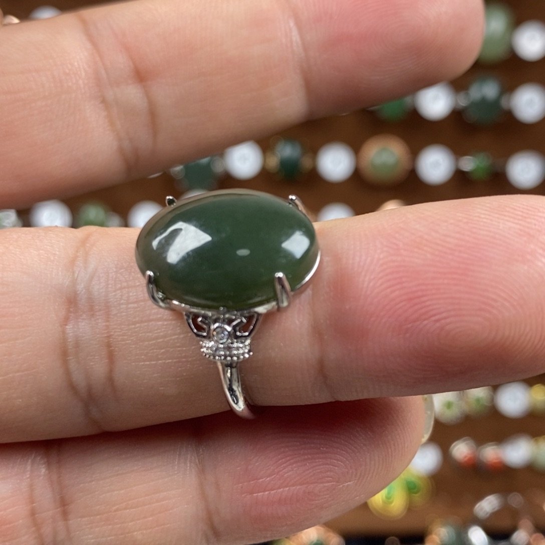 和田玉（青白玉）戒指合金