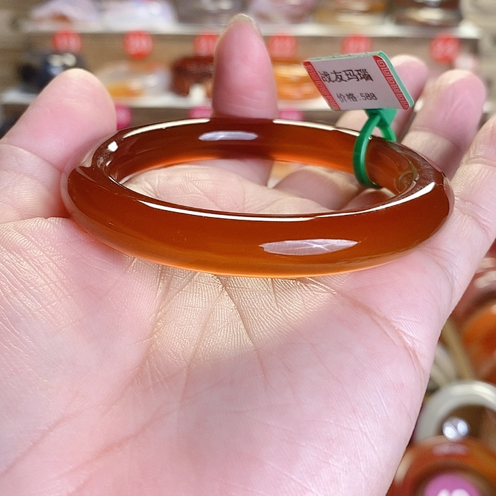 玛瑙/玉髓手镯未镶嵌大*