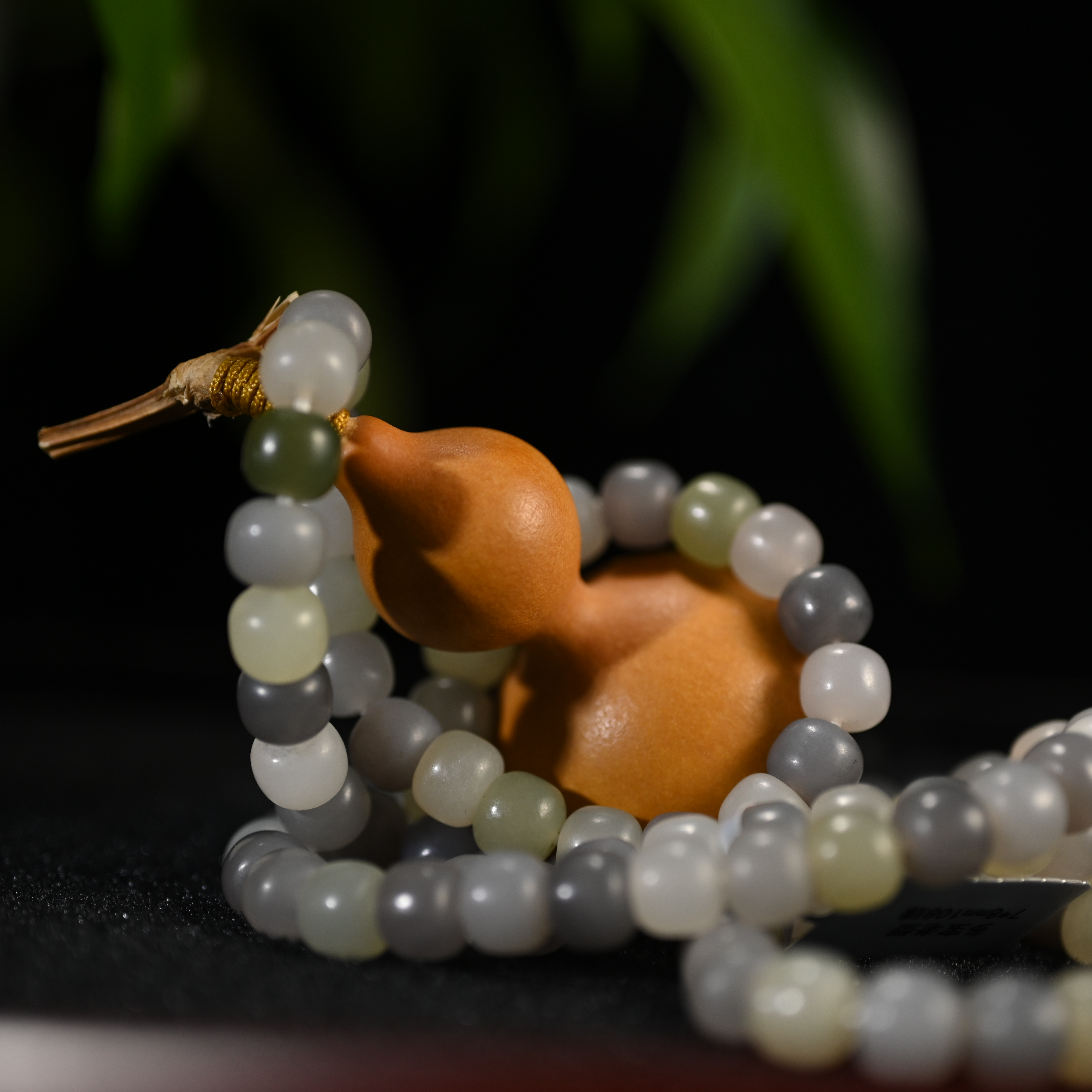 Lot8803 25YU106816和田玉多宝项链/匡时