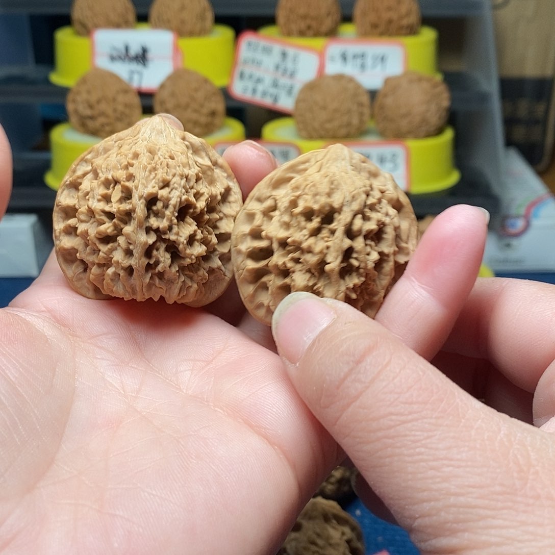 文玩核桃吊坠满天星