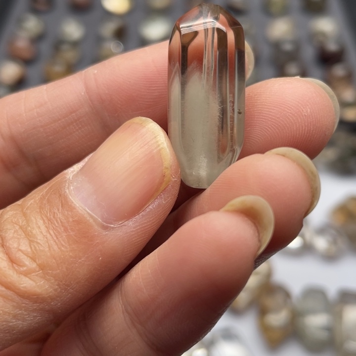 纯天然幽灵碧玺（处理）